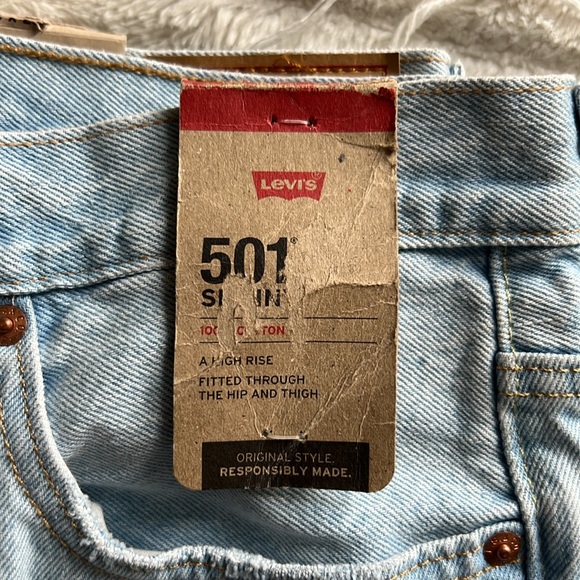 Levi’s 501 Jeans - Picture 4 of 8